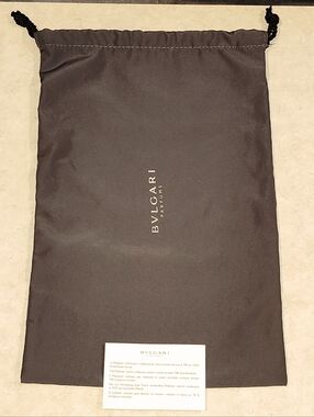 NWOT BVLGARI PARFUMS DARK GRAY DRAWSTRING NYLON DUST BAG & CARD